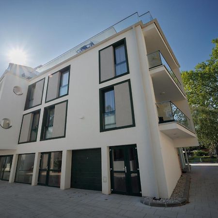 Villa Bauhaus Wellness Apartman Siófok Eksteriør billede
